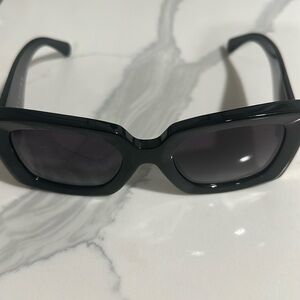 CHANEL sunglasses 